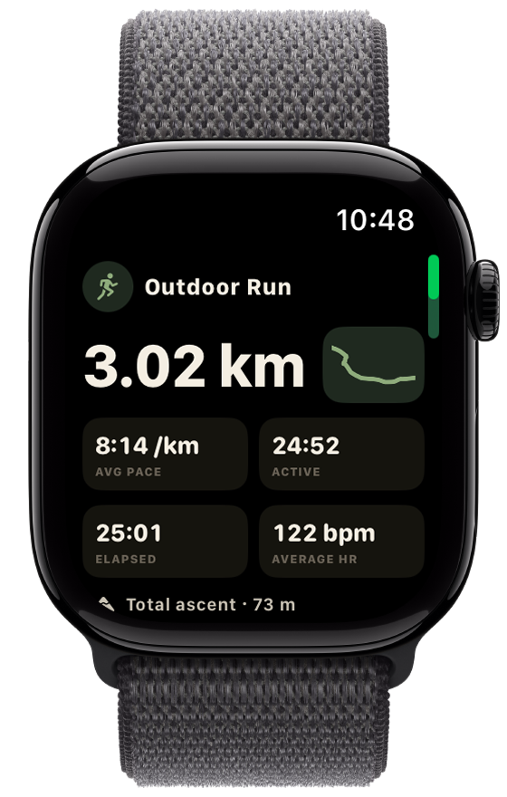 Apple Watch outdoor run with distance, pace and heart rate